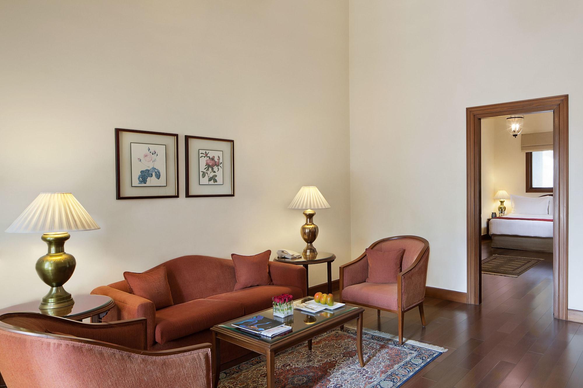 메이든스 호텔 뉴델리 외부 사진 A suite at the Taj Mahal Palace