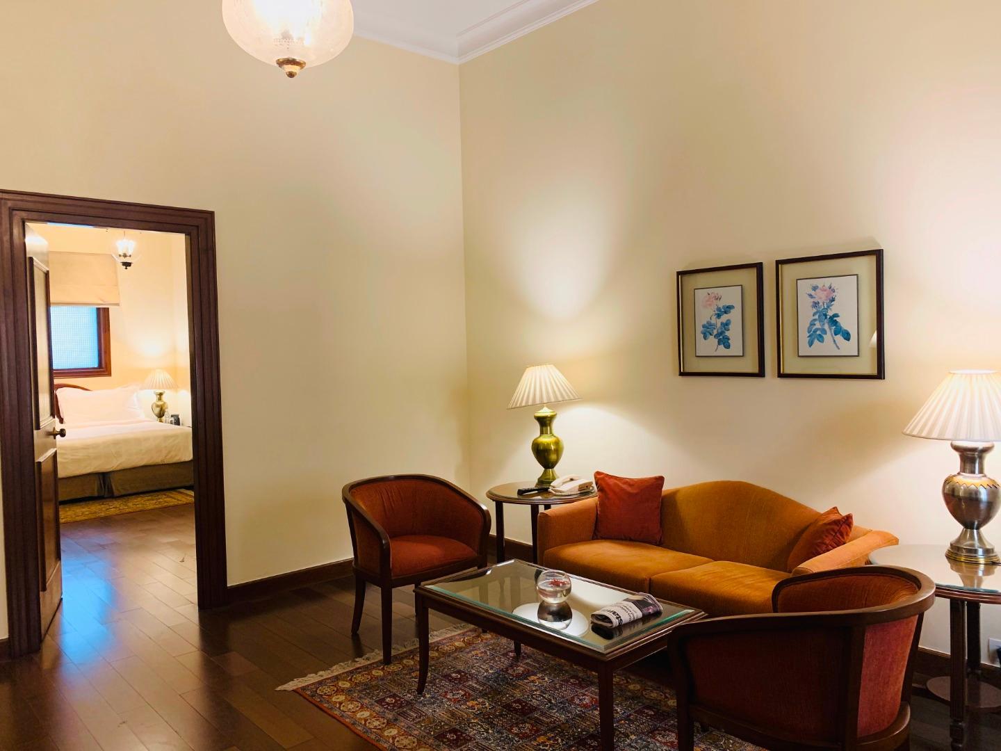 메이든스 호텔 뉴델리 외부 사진 A suite at the Imperial Hotel