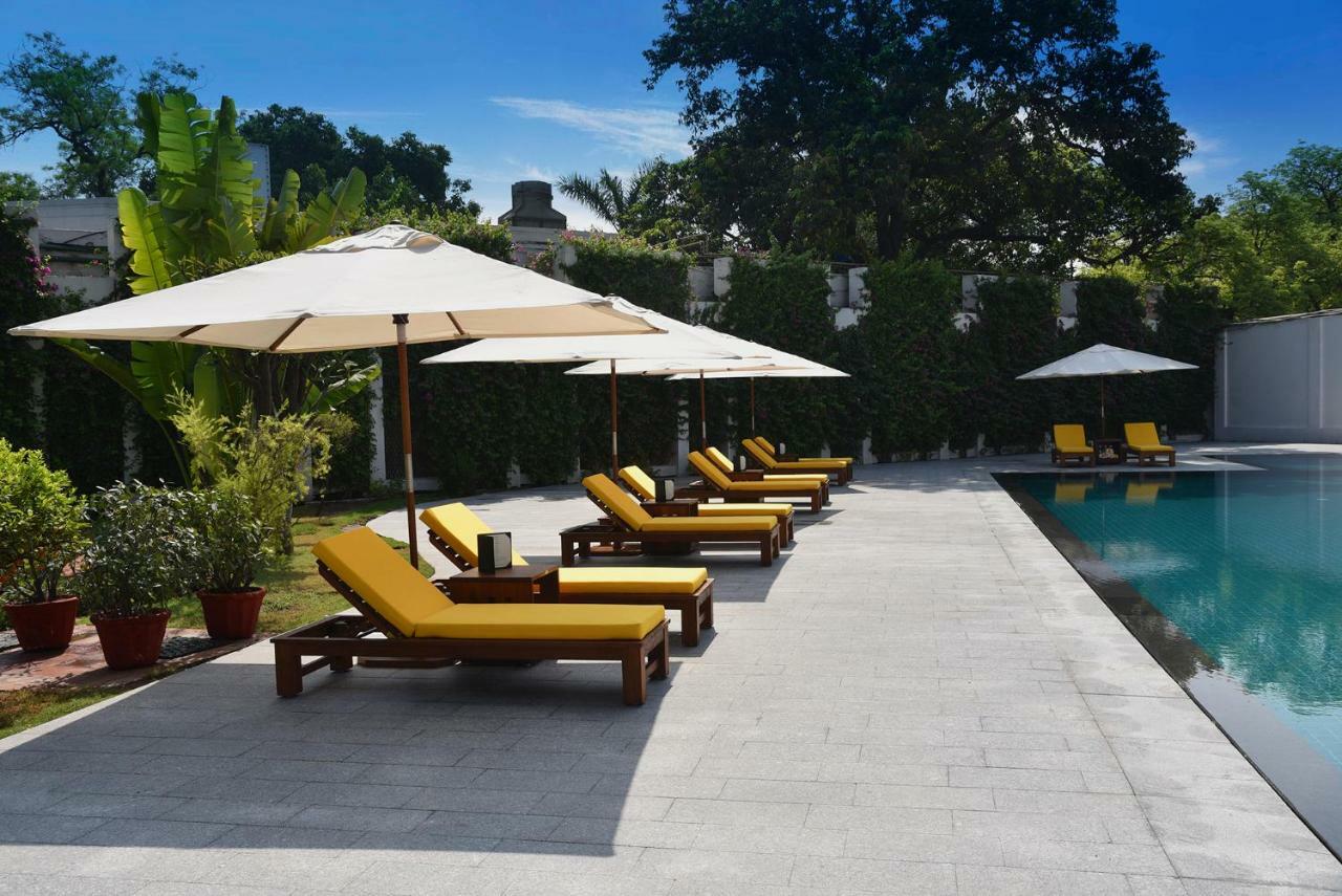 메이든스 호텔 뉴델리 외부 사진 The pool at the Mandarin Oriental, Bangkok